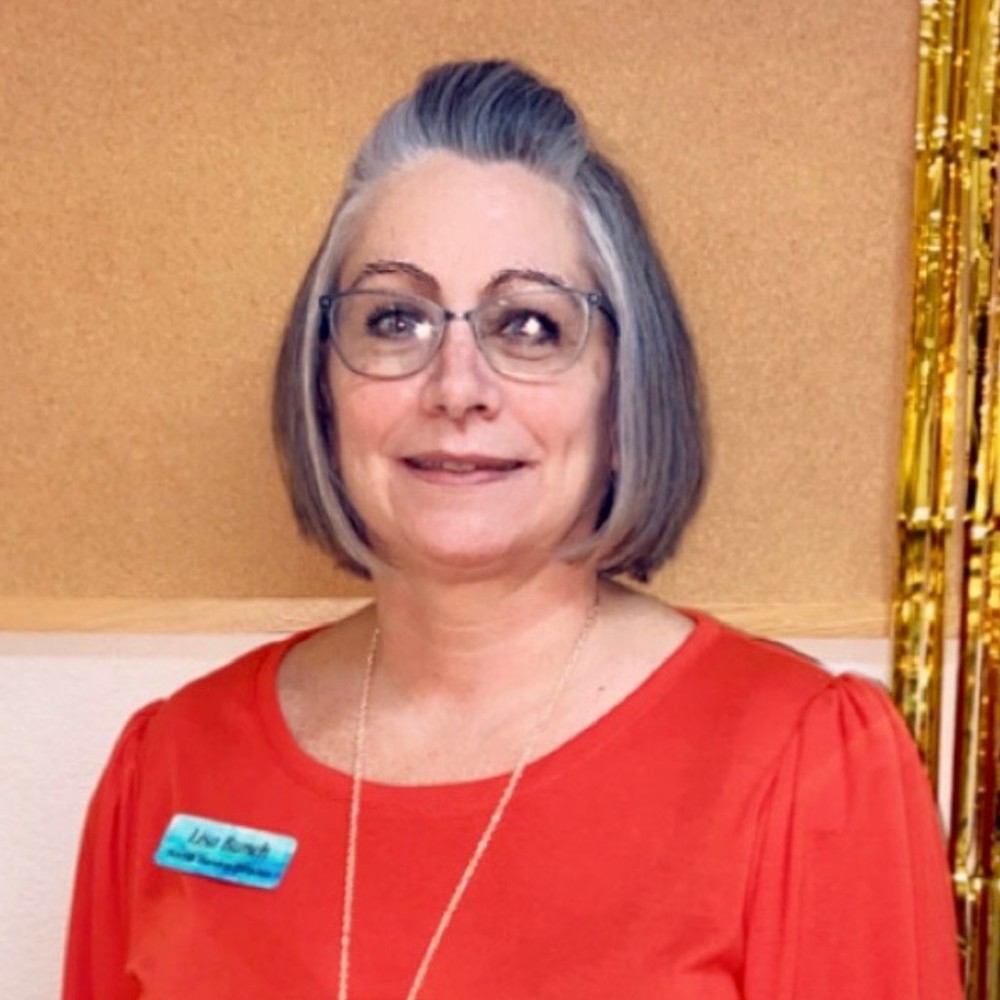 Meet your Posher, Lisa